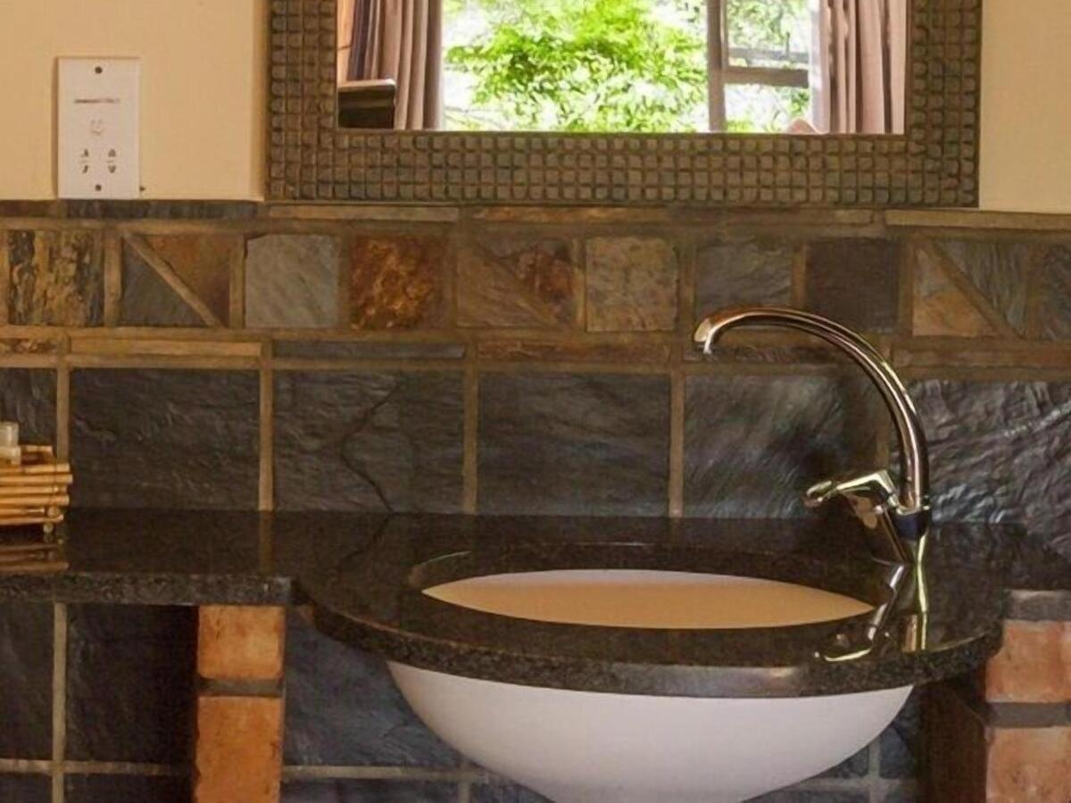 Nghunghwa Lodge Vila Praia Do Bilene エクステリア 写真